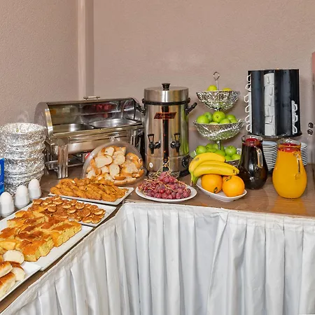 Aristocrat Hotel