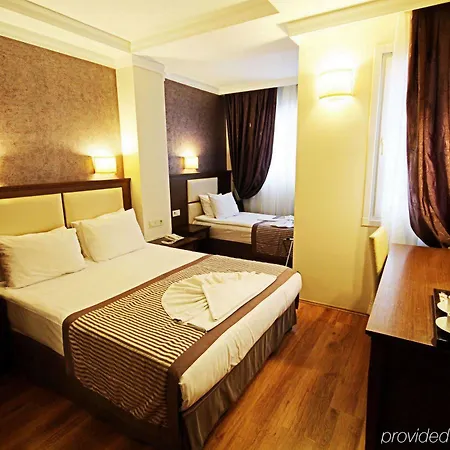 Hotel Aristocrat
