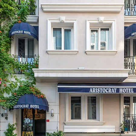 Szálloda Aristocrat 3*