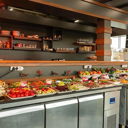 아리스토크레트 호텔